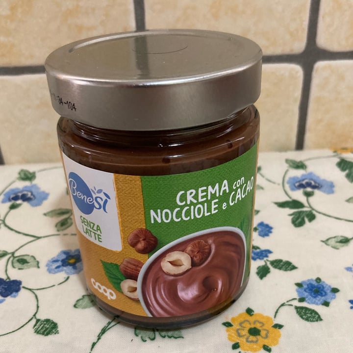 photo of Bene.Si coop Crema con nocciole e cacao shared by @flasol on  03 Jan 2023 - review