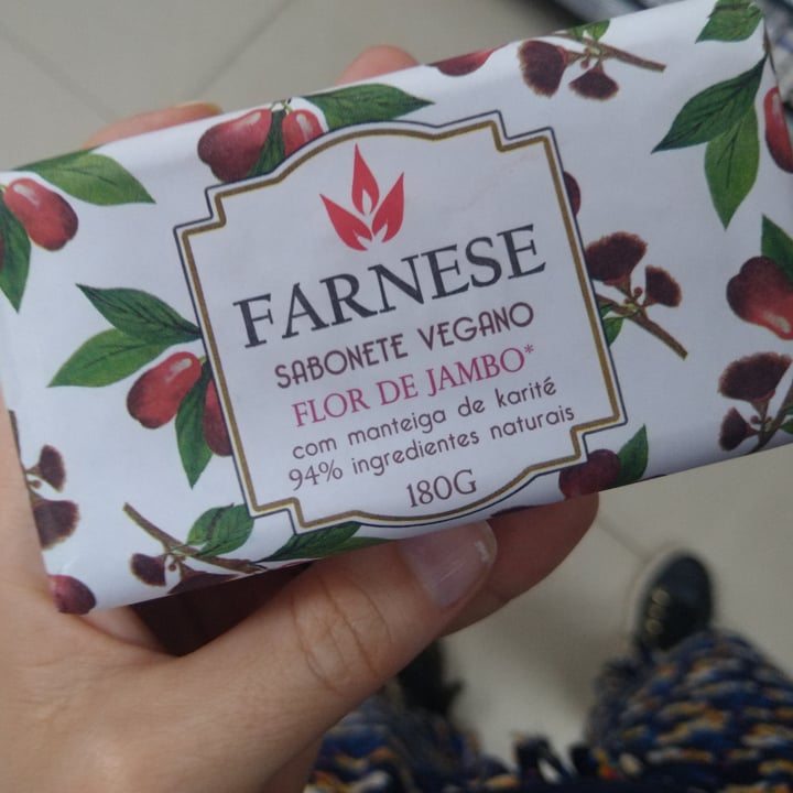 photo of Farnese Sabonete Flor De Jambo shared by @camilahipolito on  01 Jan 2023 - review