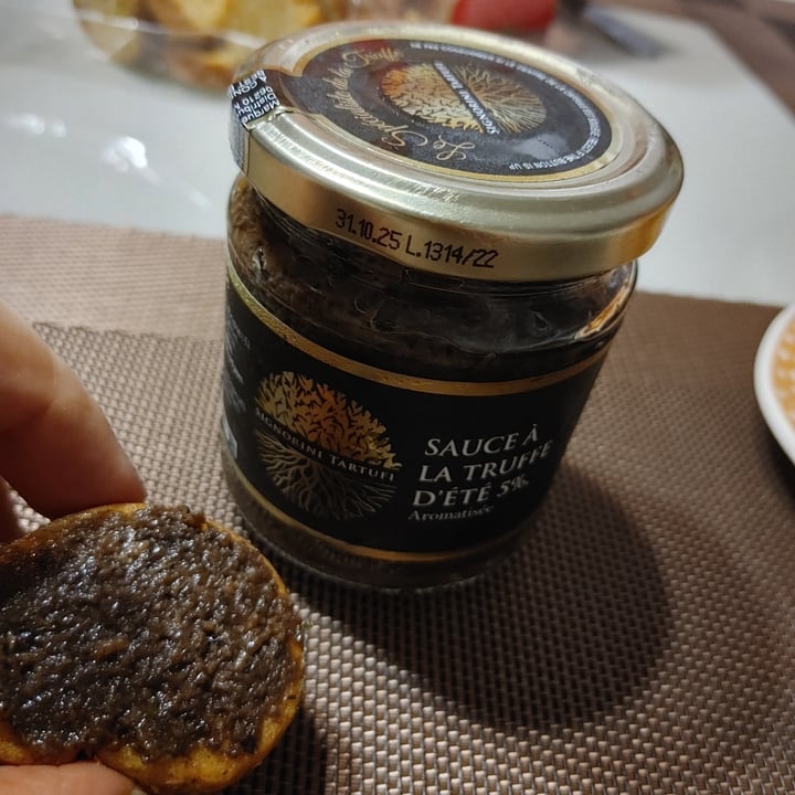 photo of Signorini tartufi Sauce à la truffe d'été 5% shared by @dariogobetti on  28 Mar 2023 - review
