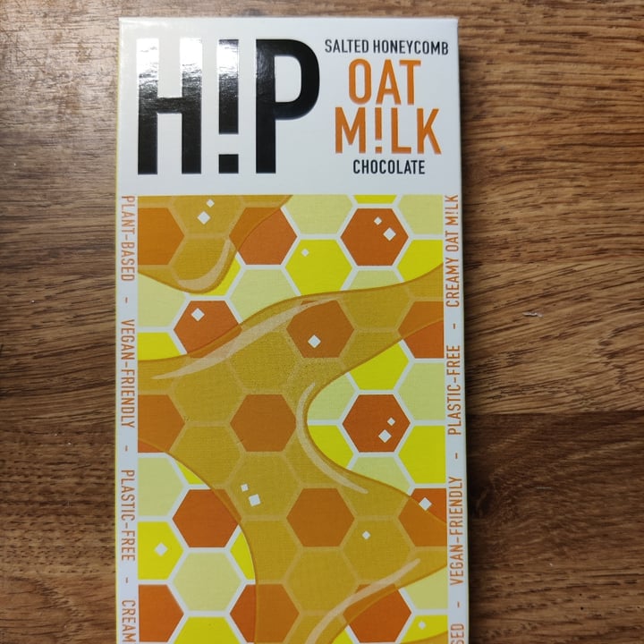 photo of HIP (H!P) Salted Honeycomb Oat Milk Chocolate shared by @enkelvegan on  09 Feb 2023 - review