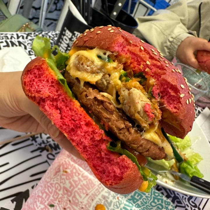 photo of Vegan Junk Food Bar Notorius shared by @oned on  22 Jun 2023 - review