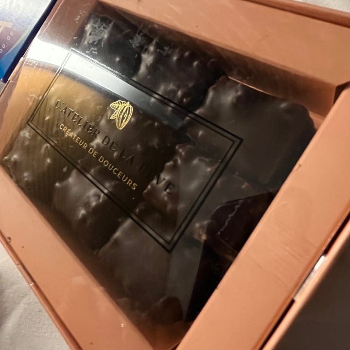 photo of L'Atelier de la Fève Rocher Pralines shared by @glicinee on  17 Jan 2023 - review