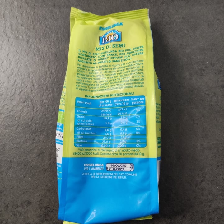 photo of Esselunga Bio Mix di semi shared by @ilmirko on  03 Mar 2023 - review