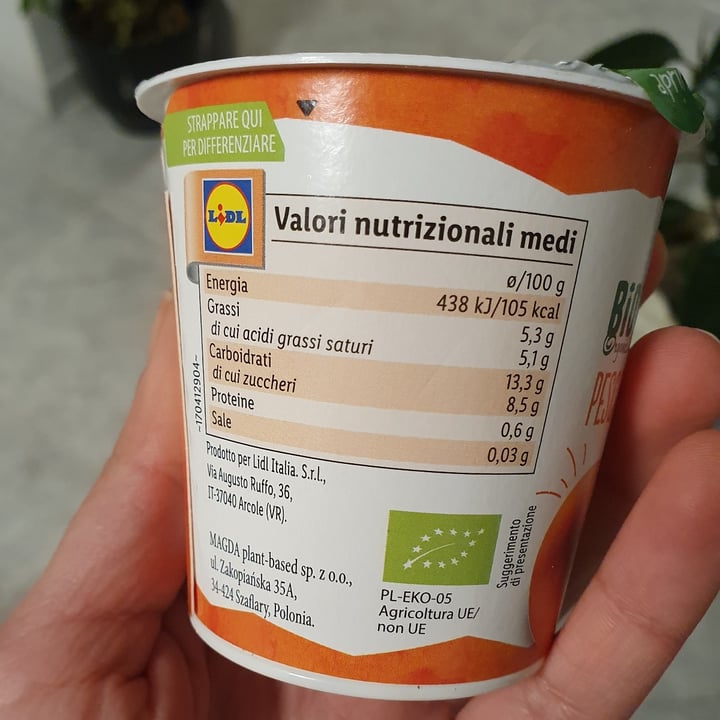 photo of Vemondo yogurt bio cocco pesca shared by @francescama on  06 Mar 2023 - review