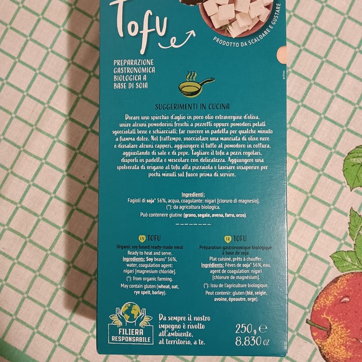 photo of Liveg tofu a base di soia shared by @silviacoacci on  19 Feb 2023 - review