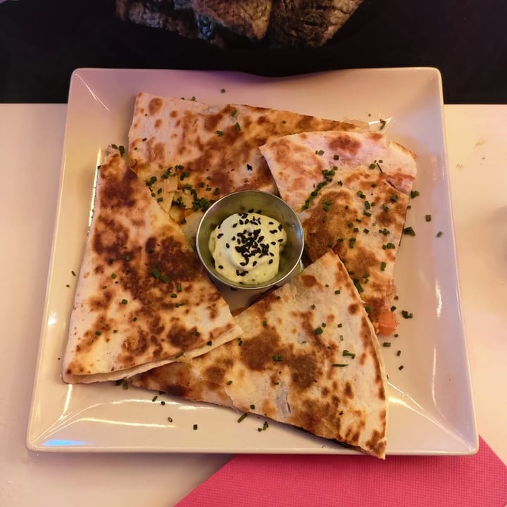 photo of Freedom Cakes Quesadillas shared by @thechillvegan on  09 Feb 2023 - review