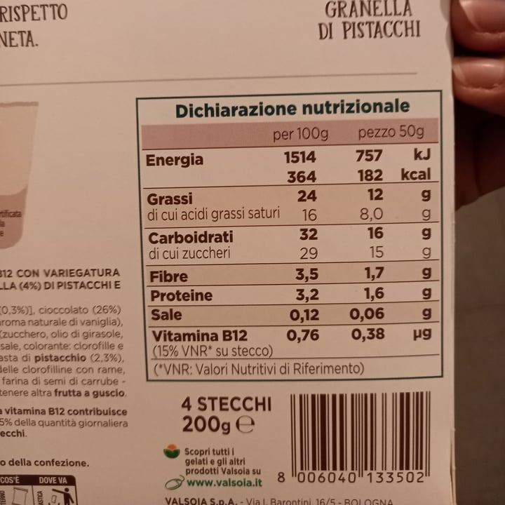 photo of Valsoia Gelato gran stecco triplo Pistacchio shared by @beatricemv on  31 May 2023 - review