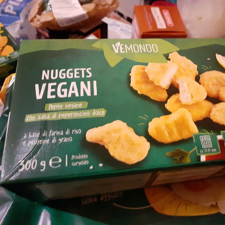 photo of Vemondo nuggets con salsa al peperoncino dolce shared by @pigronavegana on  16 Jul 2023 - review