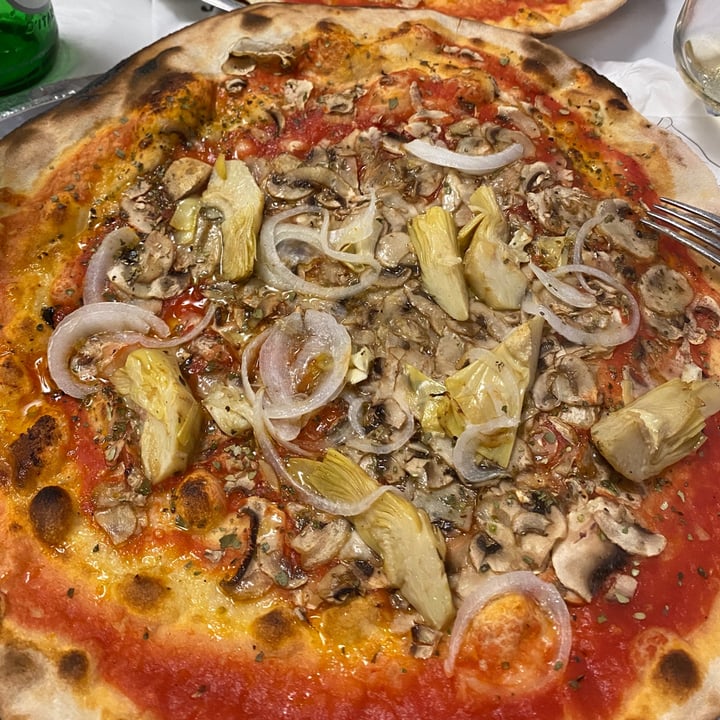photo of La Montecarlo Pizza Marina with vegetables shared by @zzlanger on  25 Mar 2023 - review