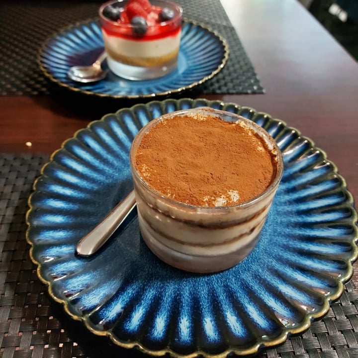 photo of Asia Fusion Sushi Tiramisù vegano shared by @gianluca88 on  23 Feb 2023 - review