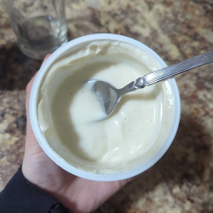 photo of Silk Dairy free vanilla yogurt shared by @cassiespanton on  22 Jan 2023 - review