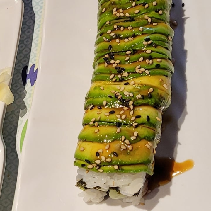 photo of Tenon Vegetarian Cuisine Caterpillar Roll shared by @theveglife on  09 Jun 2023 - review