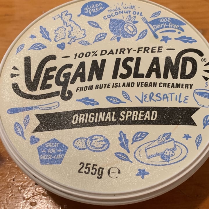 photo of Vegan island Dairy Free Spread Original shared by @frammasmanza on  09 Aug 2023 - review