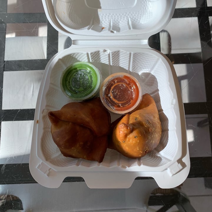 photo of Ahimsa Samosas shared by @jinplantfriend on  14 Apr 2023 - review