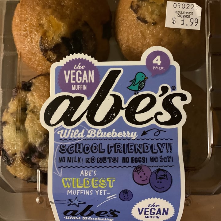 photo of Abe's Vegan Muffins Wild Blueberry Muffin shared by @rochi09 on  01 Mar 2023 - review