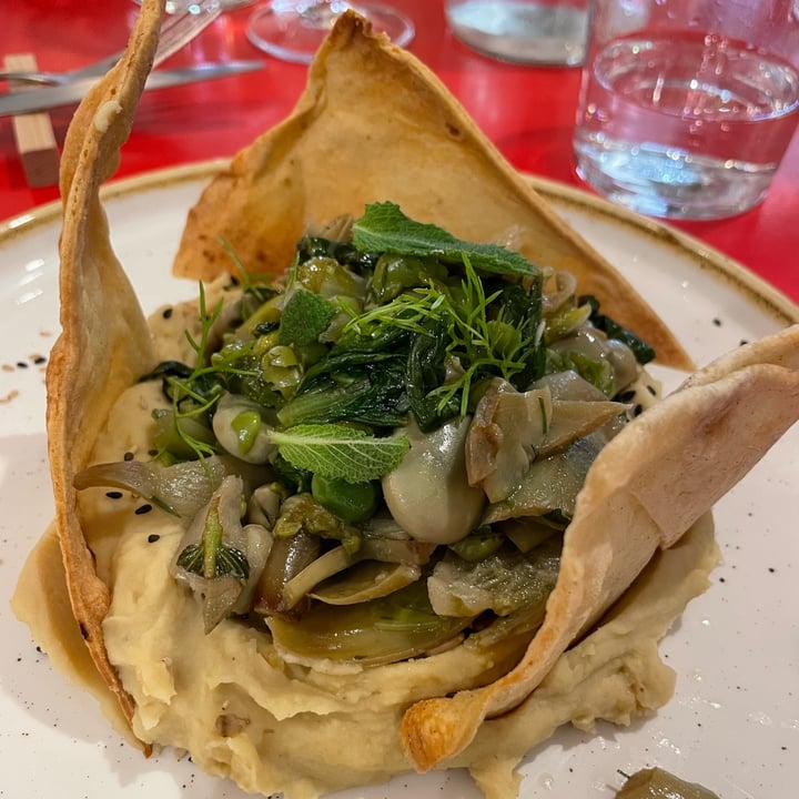 photo of Aromaticus Levante Primavera: padellata di carciofi, piselli, asparagi e lattuga con macco di fave shared by @miladyminni on  20 Apr 2023 - review