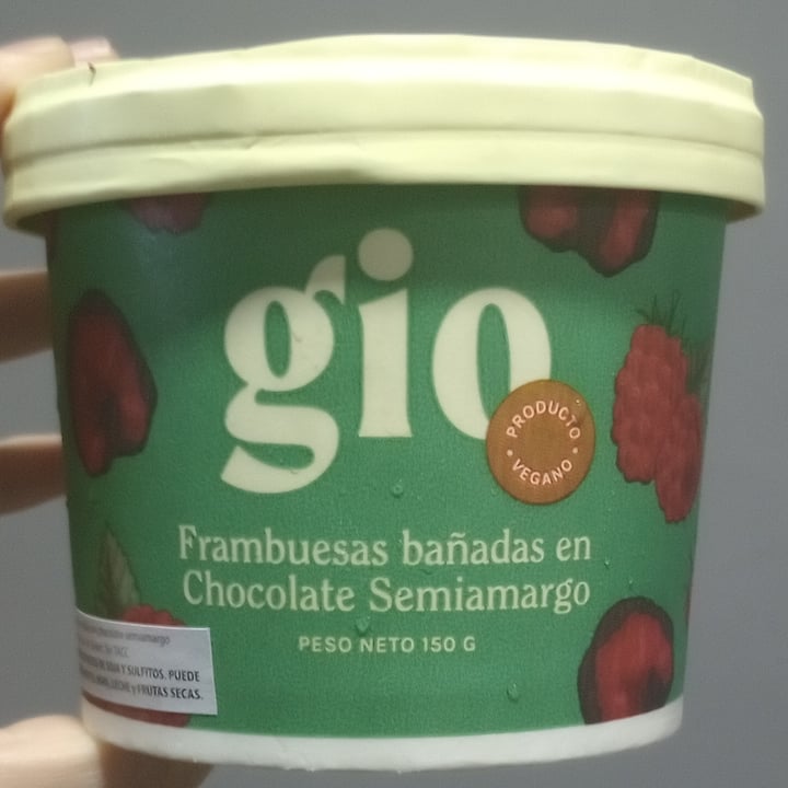 photo of gio Frambuesas bañadas en chocolate semiamargo shared by @cerezaazul on  28 Jun 2023 - review