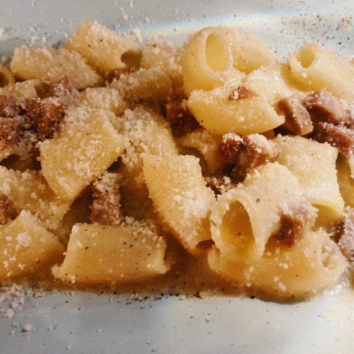 photo of Buddy Italian Restaurant Cafè Gricia vegana shared by @cazzotti on  09 Jan 2023 - review