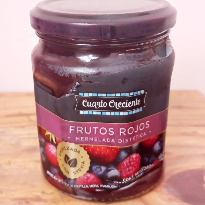 photo of Cuarto Creciente Mermelada de frutos rojos shared by @aphrodytemoon on  10 Jan 2023 - review