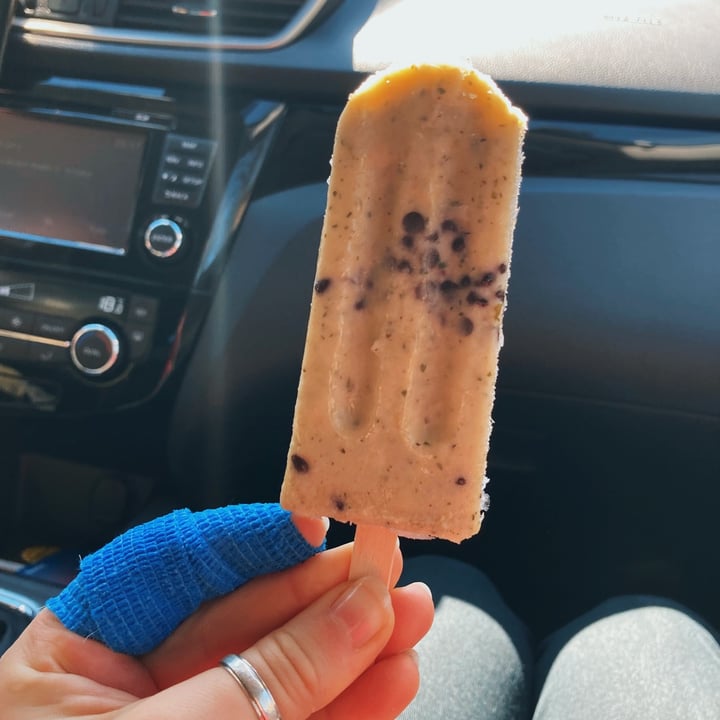 photo of Avenei Piparmētru-šokolādes saldējums shared by @whaleyneemwood on  22 Apr 2023 - review