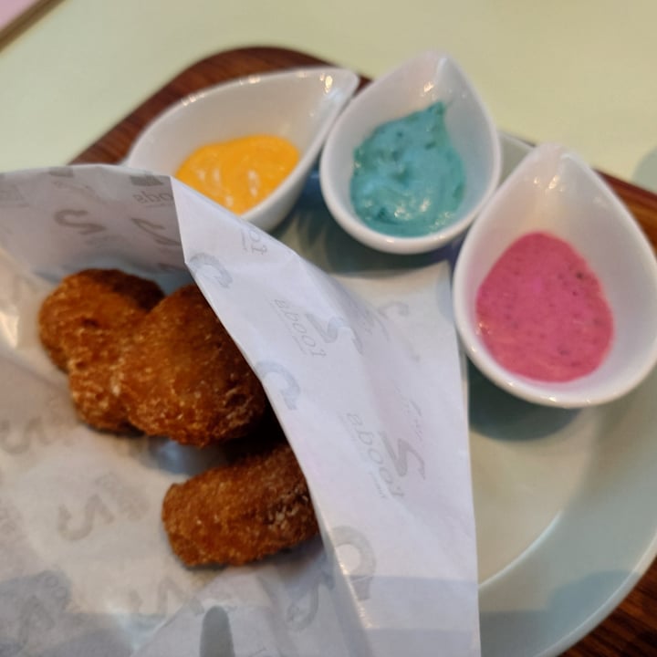 photo of 2 foods Shibuya Loft ever chicken nugget shared by @hummus-erectus on  06 Feb 2023 - review