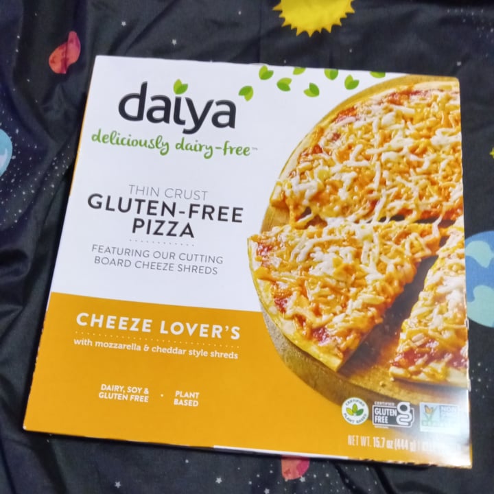 photo of daiya Cheeze Lover's Pizza shared by @ms-chicken on  20 Jun 2023 - review