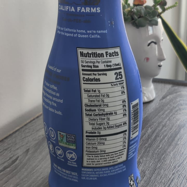 photo of Califia Farms Campfire Smores Oat Creamer shared by @cinemaspinach on  13 Jul 2023 - review