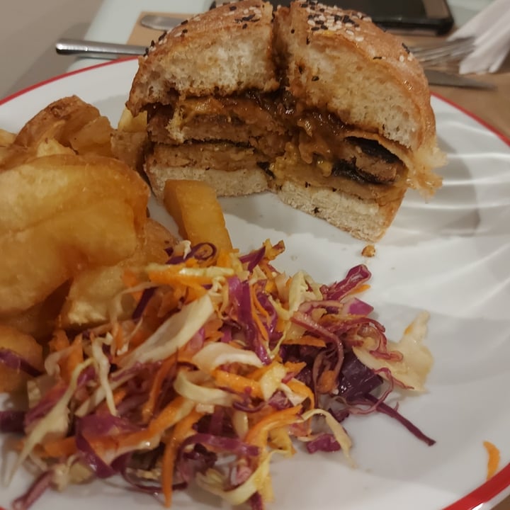 photo of Gordo Vegano Hamburguesa Gordo Vacon shared by @andyfurlani on  07 Feb 2023 - review