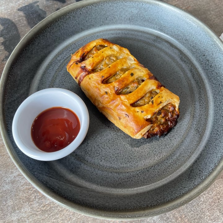 photo of Bilberry Mill Cafe Homade Vegan Sausage Roll shared by @vegneve on  16 May 2023 - review