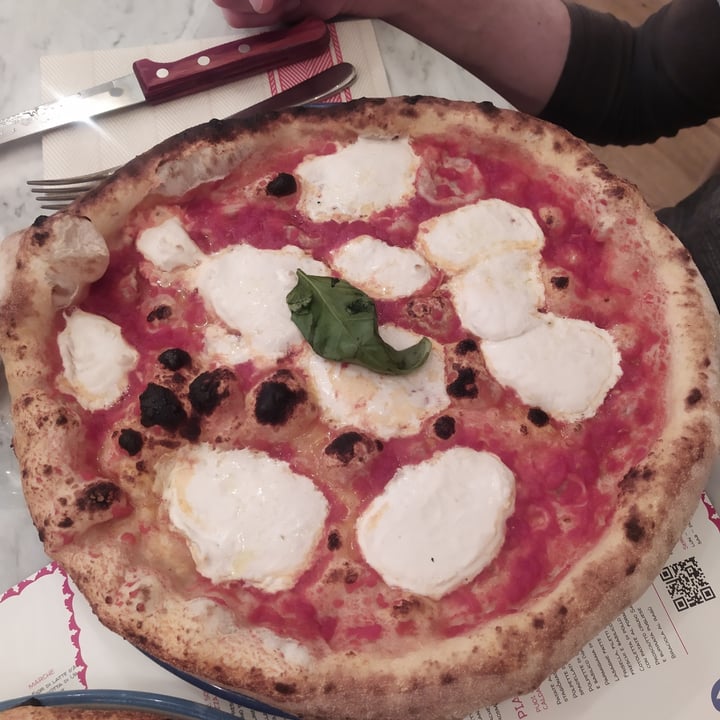 photo of Pizzium - Vicenza Margherita vegan shared by @sofiaav on  29 Jul 2023 - review