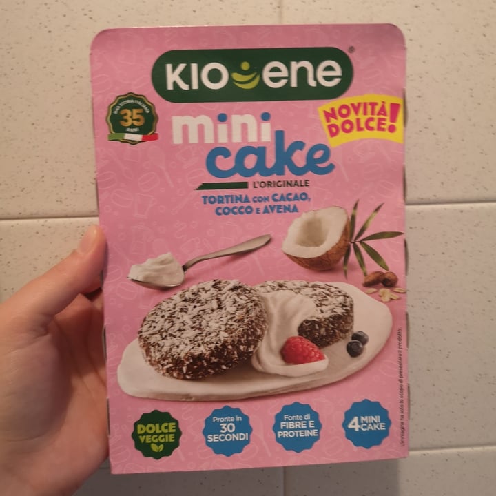 photo of Kioene Mini Cake Tortina con Cacao, Cocco e Avena shared by @aleveganfoodlover on  17 Jul 2023 - review
