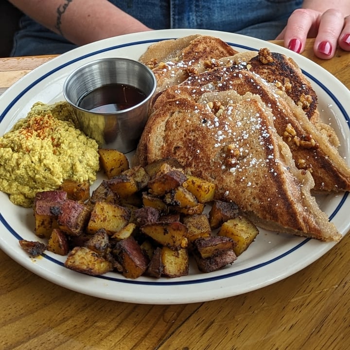 photo of Two Dollar Radio Headquarters French Toast shared by @jacksontibet on  31 May 2023 - review