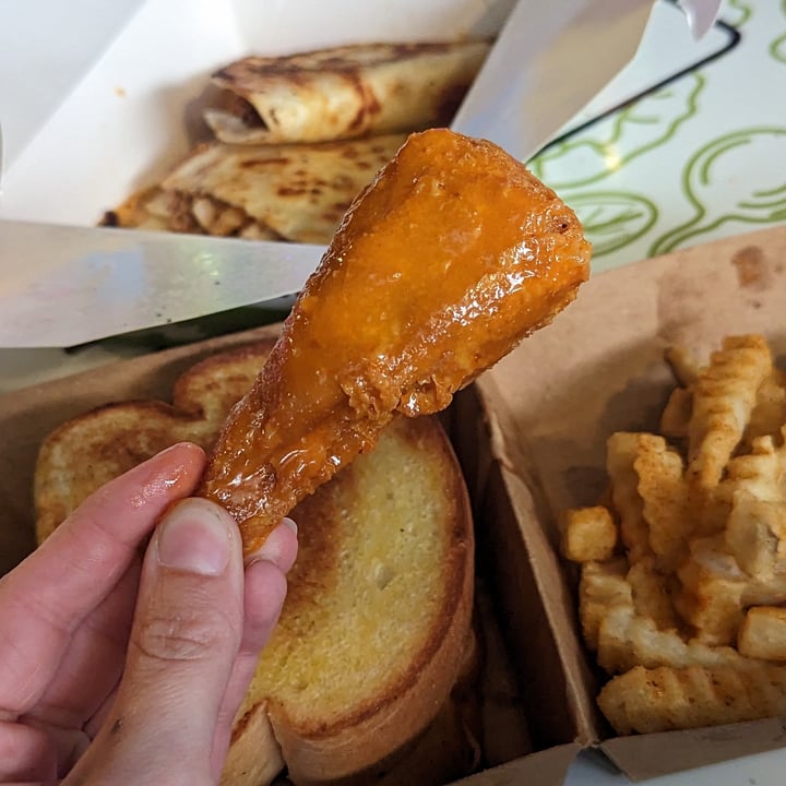 Mike’s Vegan Grill Rainbow/Meadowood, Greensboro, United States Buffalo