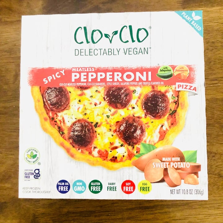 photo of Clo Clo Spicy Meatless Pepperoni Pizza shared by @emmc1 on  18 Mar 2023 - review