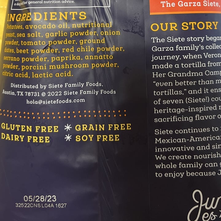 photo of Siete Family Foods Dairy Free Queso Potato Chips shared by @allcowsfeelpaingoveg on  13 Jan 2023 - review