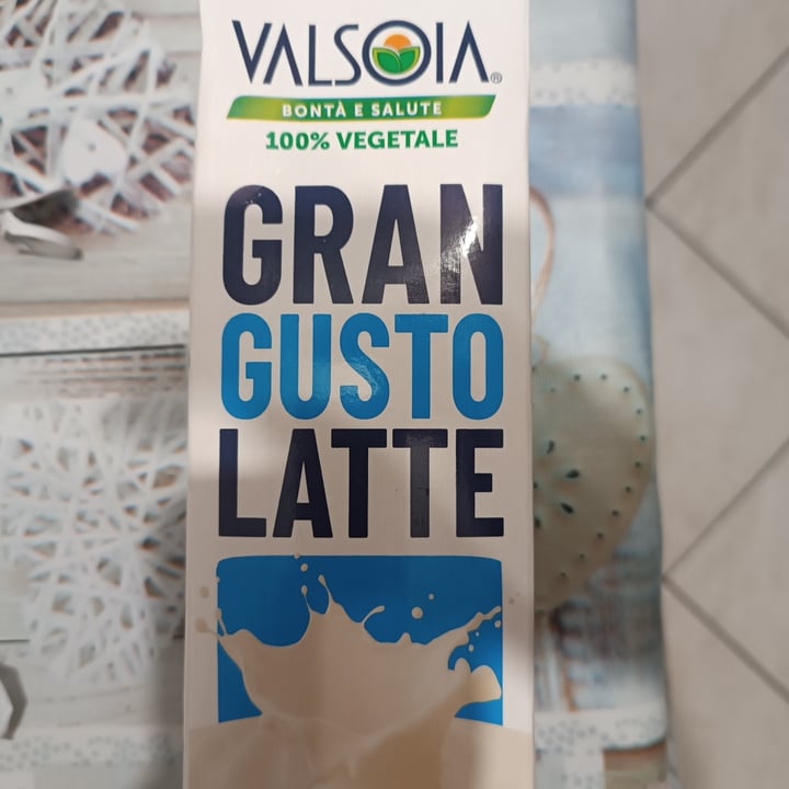 photo of Valsoia GRAN GUSTO LATTE shared by @silvia90veg on  08 Jun 2023 - review