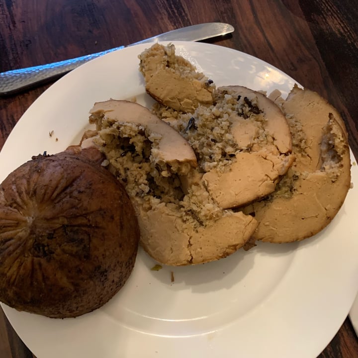 photo of Tofurky Plant Based Roast shared by @jahanb on  15 Jan 2023 - review