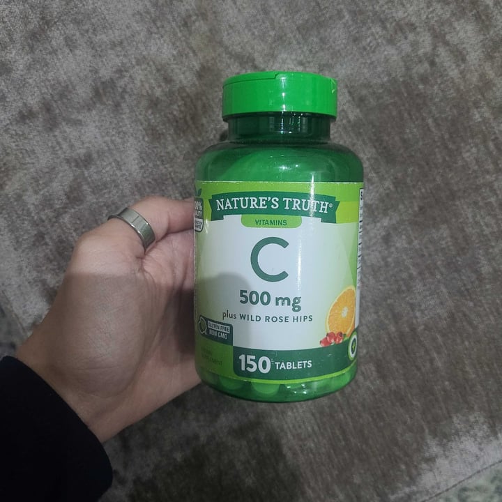 photo of Nature's Truth vitamina c shared by @giovannathais on  25 May 2023 - review