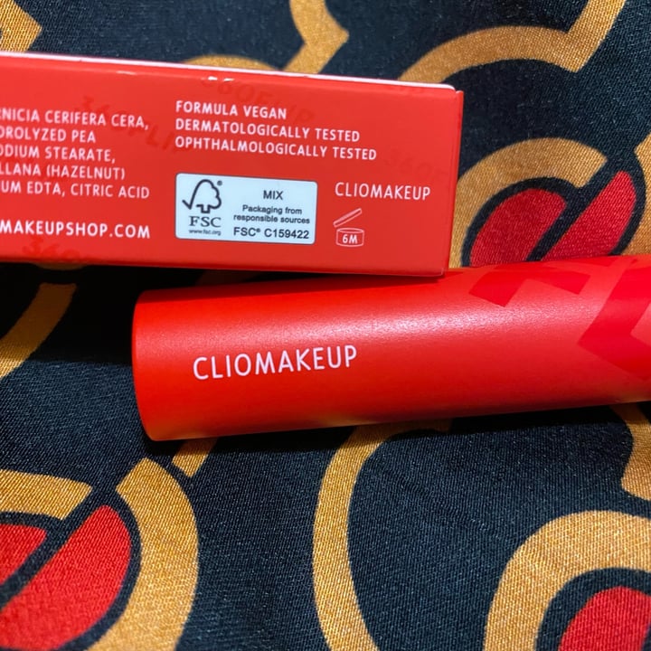 photo of Clio Makeup 360 flip shared by @aleglass on  26 Dec 2022 - review