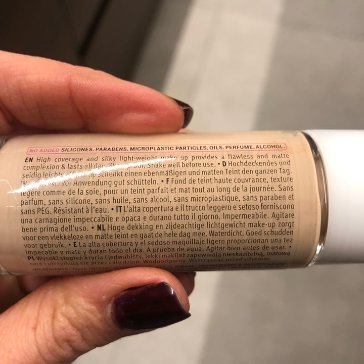 photo of Essence  Stay all day  long lasting foundation shared by @ele91mem on  19 May 2023 - review