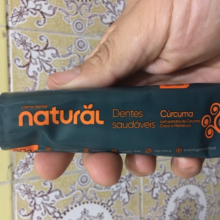 photo of Natural Creme Dental Cúrcuma, Cravo E Melaleuca shared by @nenadurgayenamaha on  27 Dec 2022 - review