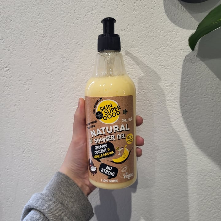 photo of skin super good Natural Shower Gel. Coconut& Camilla Banana shared by @saranicosia5 on  31 Mar 2023 - review
