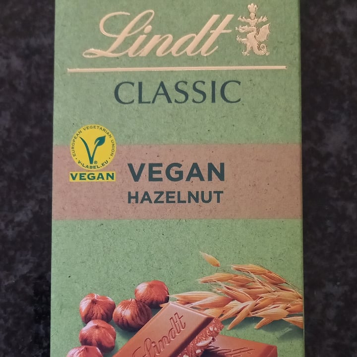 photo of Lindt Vegan Hazelnut shared by @ustrauss on  09 Jul 2023 - review