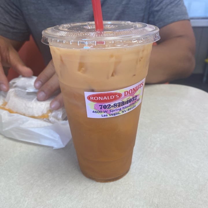 photo of Ronald's Donuts Thai Tea shared by @jetfueljuliette on  15 Jul 2023 - review