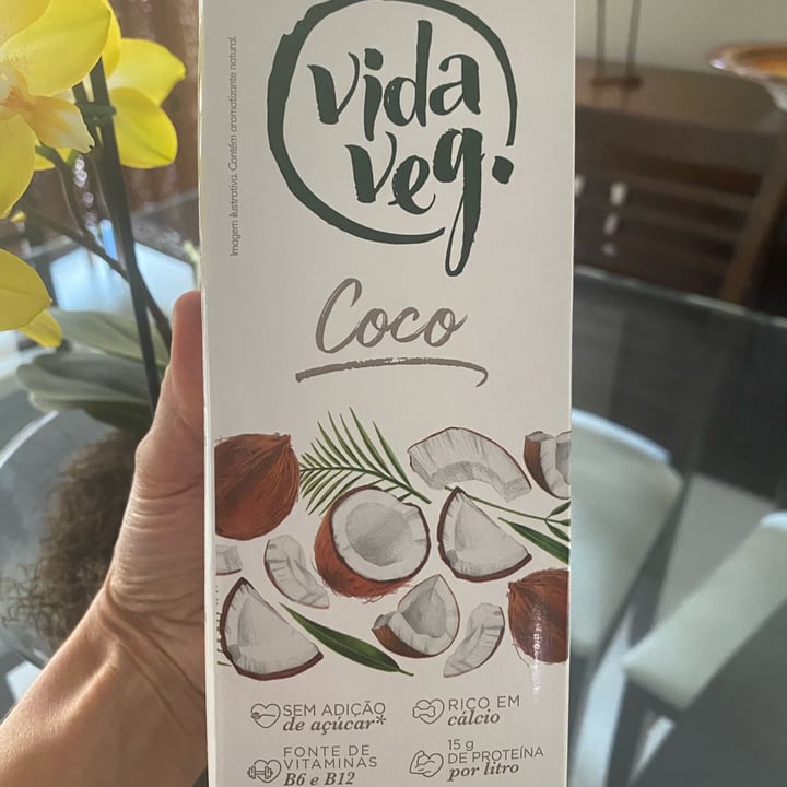 photo of Vida Veg Bebida Leite Vegetal Coco shared by @adrianazichiaromano on  22 Jan 2023 - review