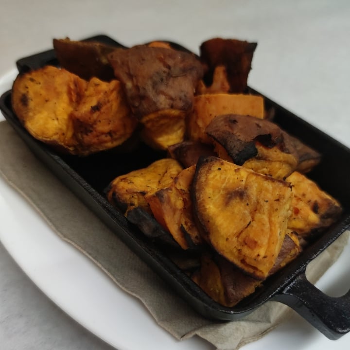 photo of The Organic Grill Sweet potatoes shared by @mariop13 on  16 May 2023 - review