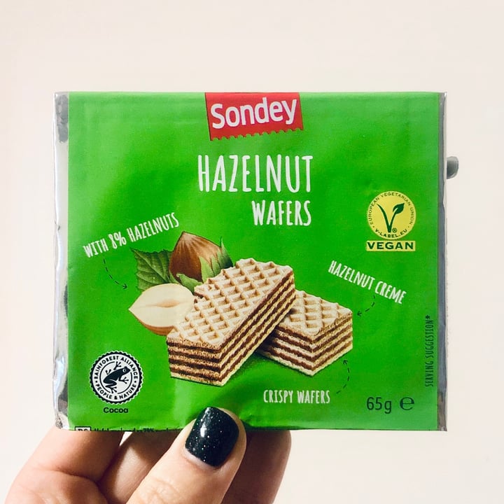 photo of Sondey Hazelnut wafers shared by @eusonbita on  15 Feb 2023 - review