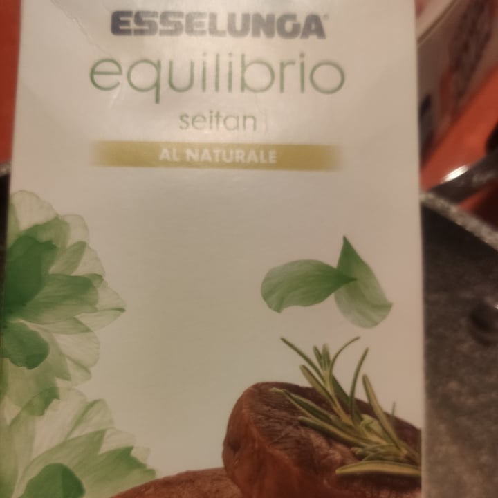 photo of Esselunga equilibrio seitan al naturale shared by @maxomimo on  15 Mar 2023 - review
