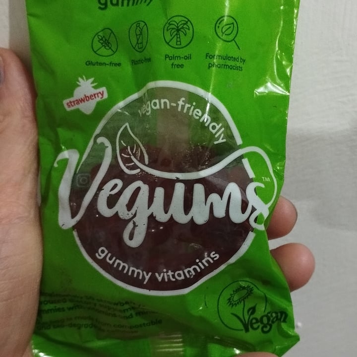 photo of Vegums Vegan Multivitamin Gummies shared by @sunmoony on  26 May 2023 - review