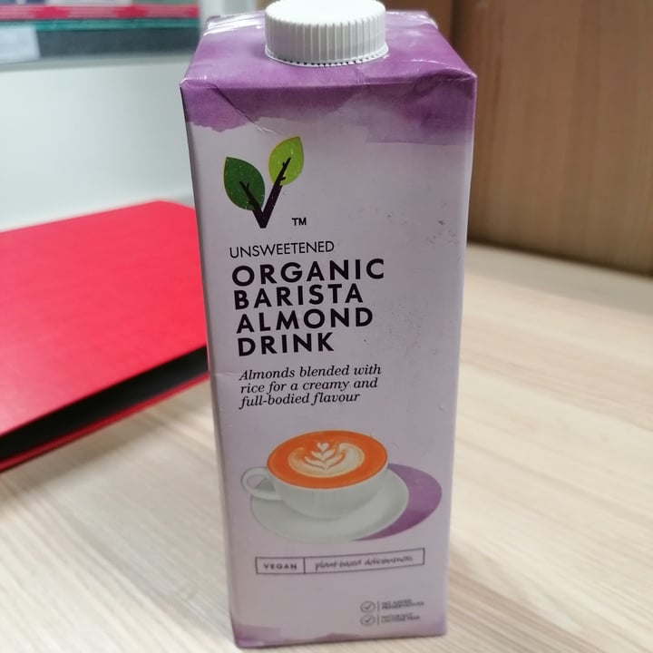 photo of Woolworths Organic almond and rice drink shared by @leandri-k on  24 Jan 2023 - review